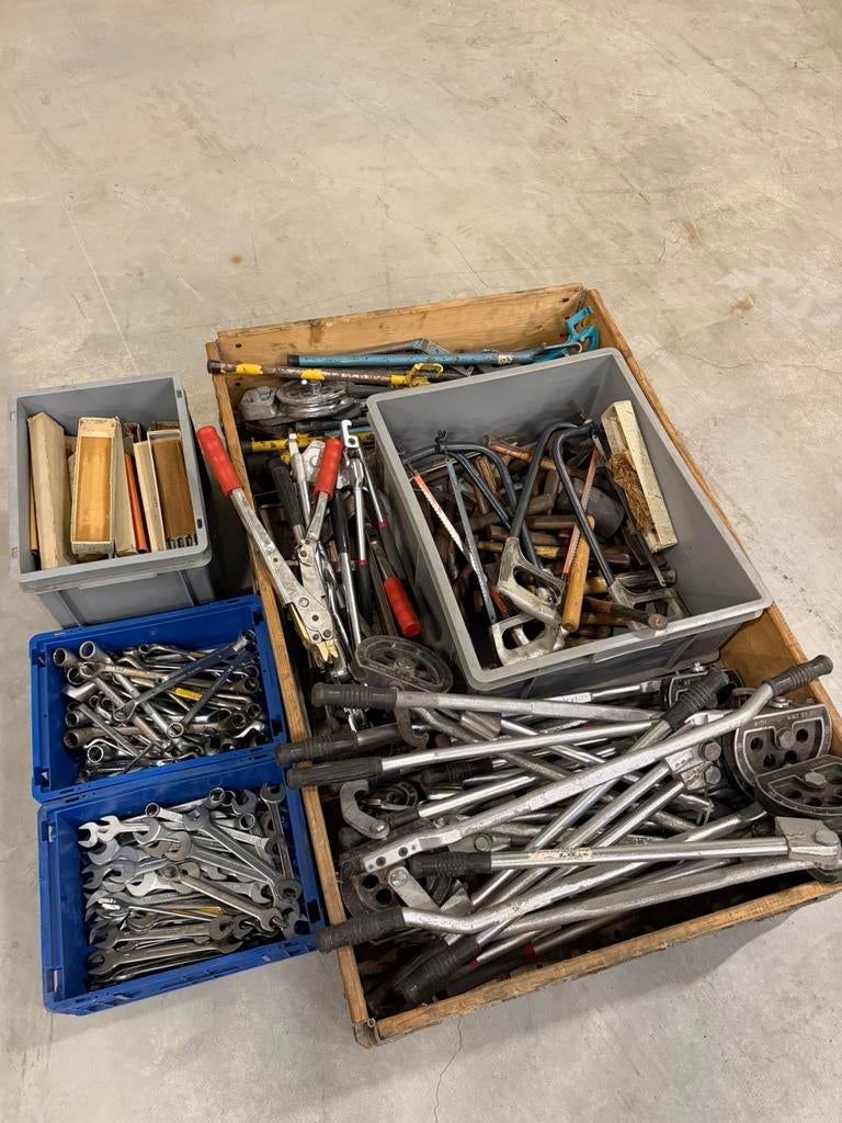 Pallet met gereedschap, Ophalen, Gebruikt, Dimatech, Dimatech