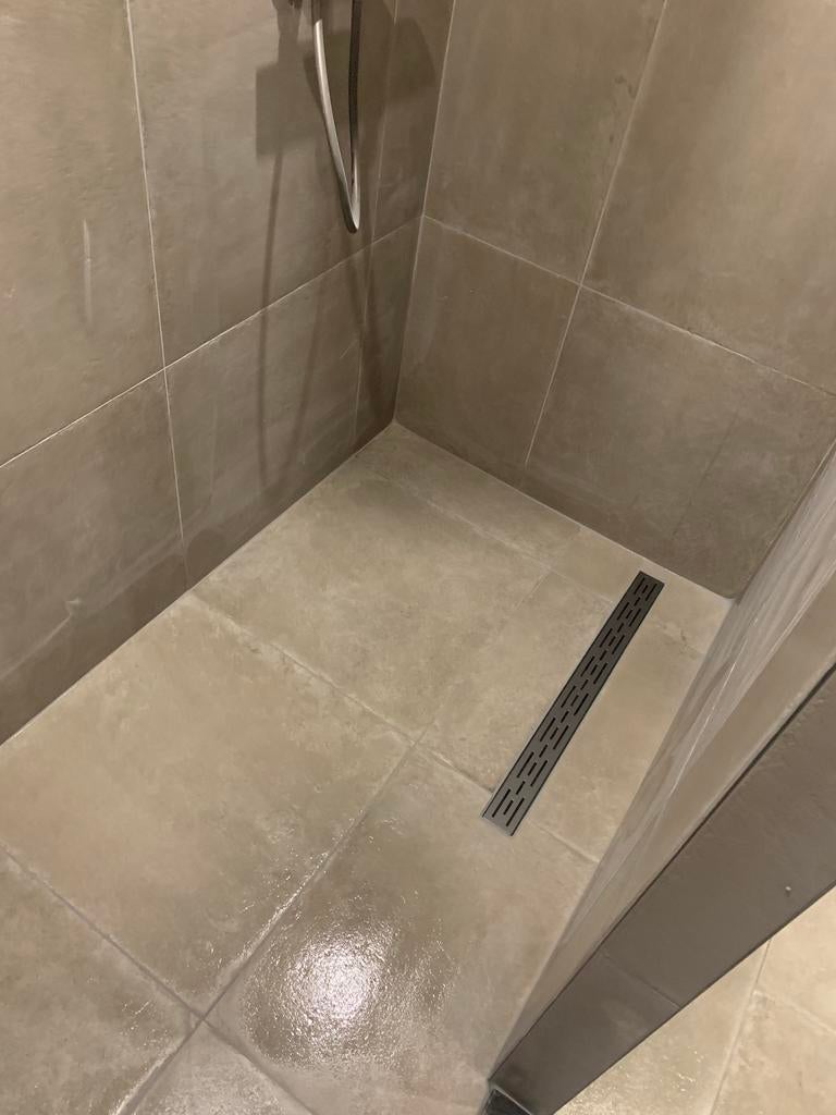 Foto 12 van Berghuis Renovatie; badkamers, toiletten, schilderwerk etc