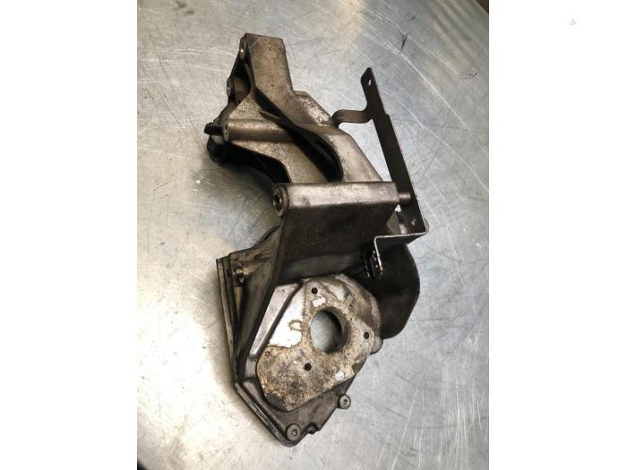 Steun dieselpomp van een Volkswagen Crafter, Ophalen of Verzenden, 3 maanden garantie, Gebruikt, Volkswagen