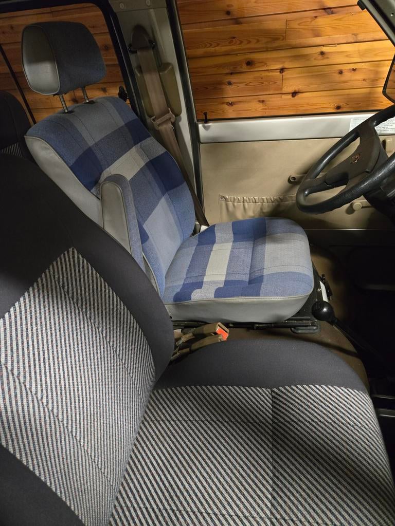 Bestuurdersstoel subaru libero E10, Ophalen of Verzenden, Gebruikt, Subaru
