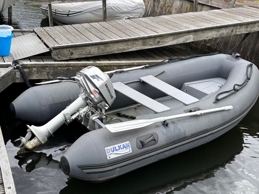 Rubberboot 6 personen rib 320met peddels en motor honda, Watersport en Boten, Rubberboten, Ophalen, Zo goed als nieuw, Benzine