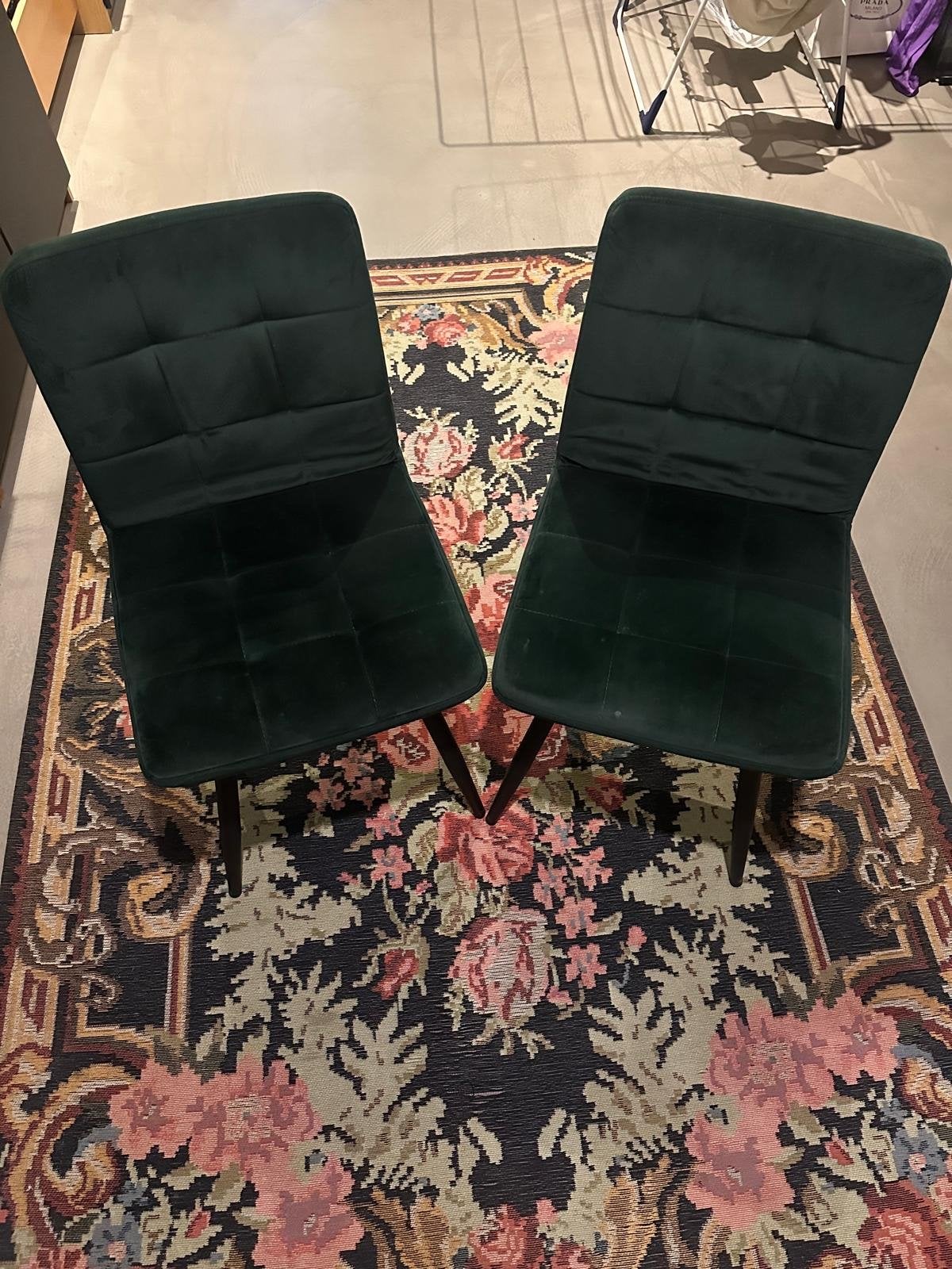 Set van 2 donkergroene fluwelen eetkamerstoelen, Huis en Inrichting, Stoelen, Ophalen, Gebruikt, Twee, Overige kleuren
