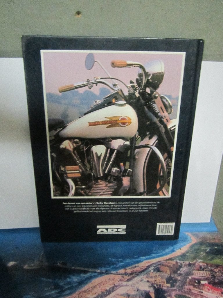 Een droom van een motor: Harley-Davidson boek, Ophalen of Verzenden, Zo goed als nieuw, Overige onderwerpen, Graham Scott