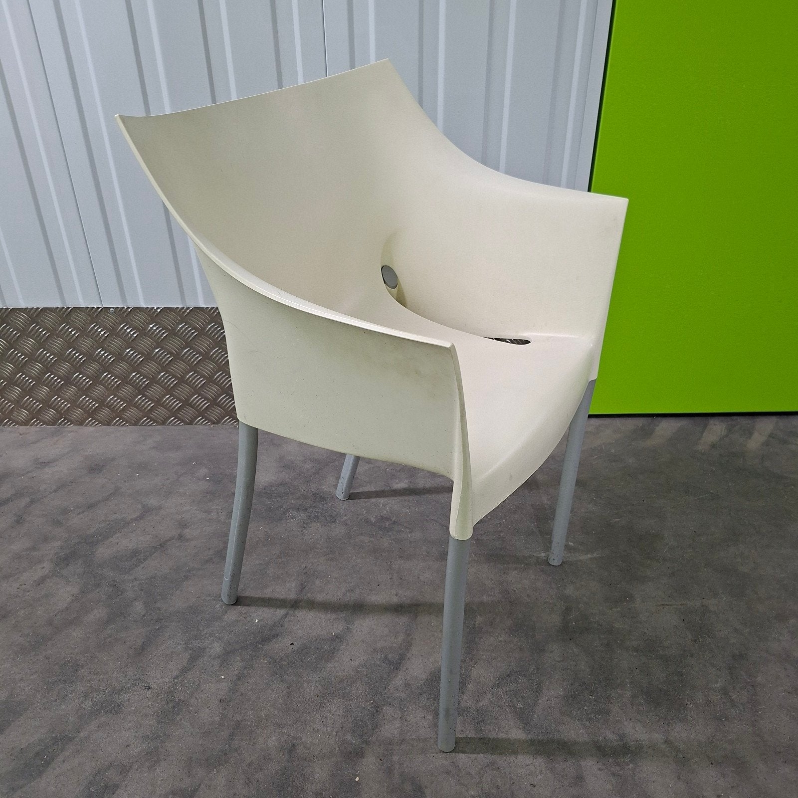 6x Dr No Starck Kartell Iraliaans design kuipstoel wit, Ophalen of Verzenden, Kunststof, Stapelbaar