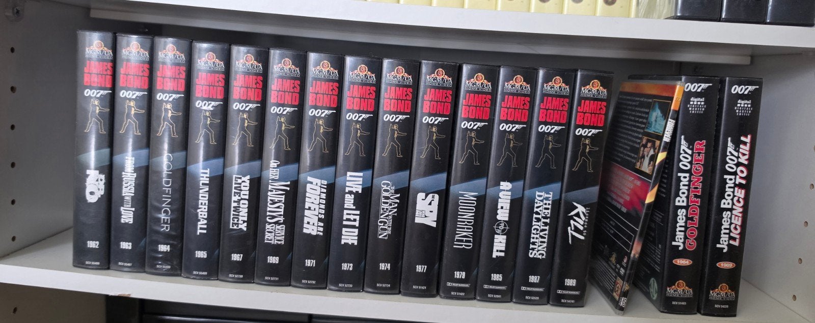 James Bond 007 VHS Collectie - Diverse Films, Cd's en Dvd's, Ophalen of Verzenden, Gebruikt, VHS, Boxset
