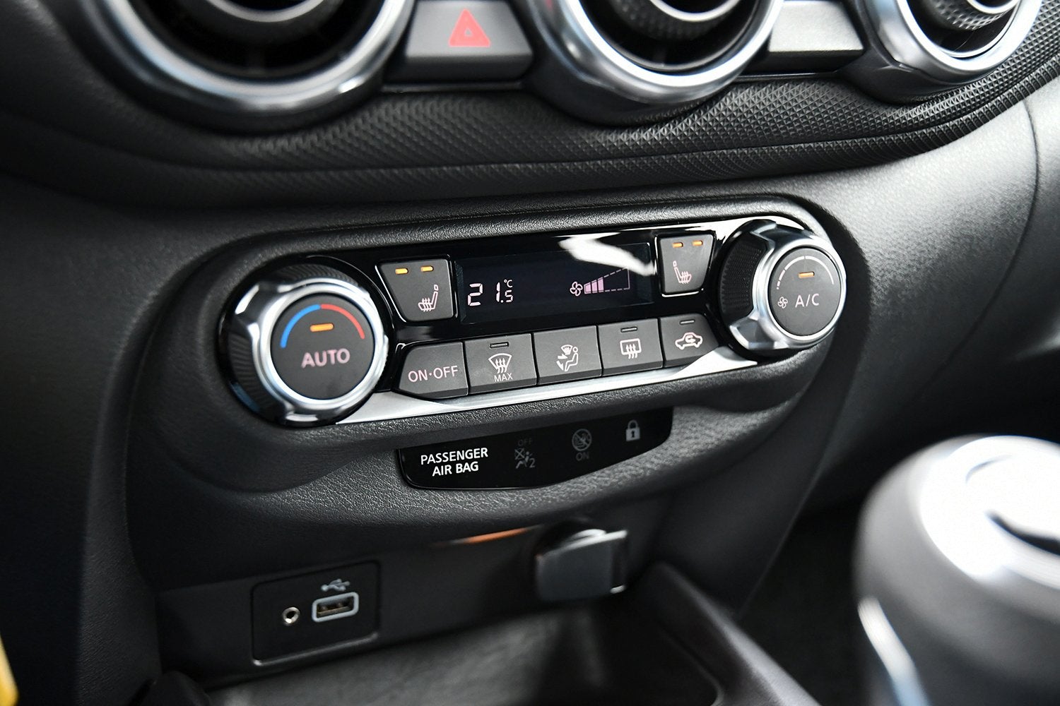 Foto 15 van Nissan Juke 1.0 DiG-T Acenta 01-2025 | BTW | Navi | AppleCar