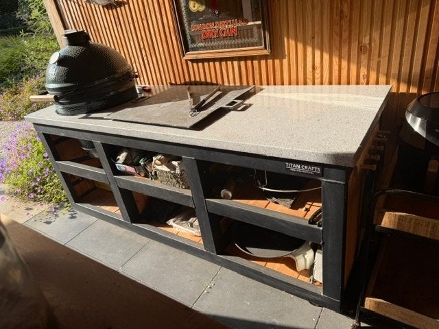 Buitenkeuken met green Egg, Tuin en Terras, Ophalen, Zo goed als nieuw, Houtskool, Big Green Egg (origineel)