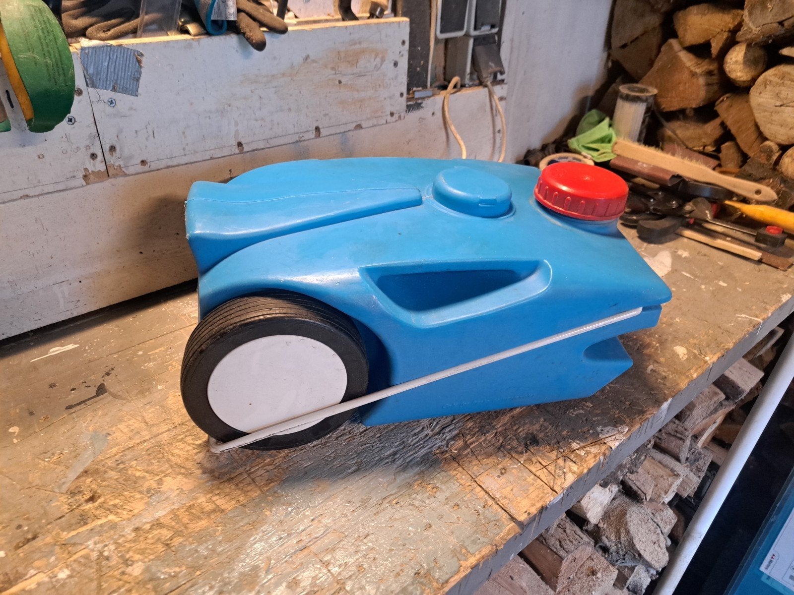 schoon watertank uit caravan, Ophalen, Gebruikt