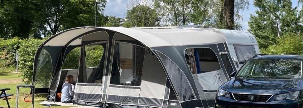 Unico Genua 320 maat 10 voortent met voorwand, slikranden, Ophalen of Verzenden, Zo goed als nieuw