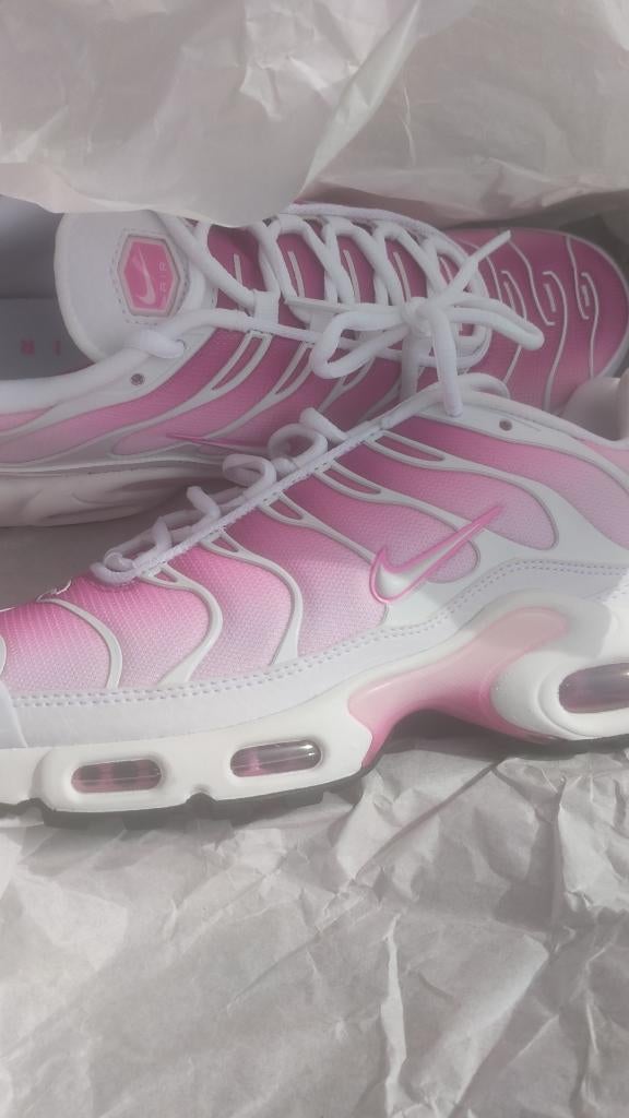 Nike air max plus tn, Nieuw, Ophalen of Verzenden, Sneakers of Gympen, Roze