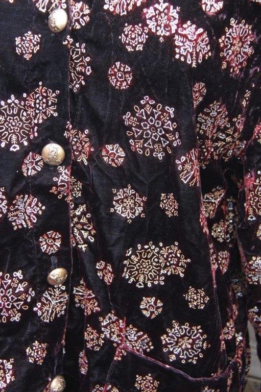 Jasje donkerrood 100% femme mt L/XL velvet Vaste prijs, Kleding | Dames, 100% Femme, Maat 42/44 (L), Ophalen of Verzenden, Zo goed als nieuw