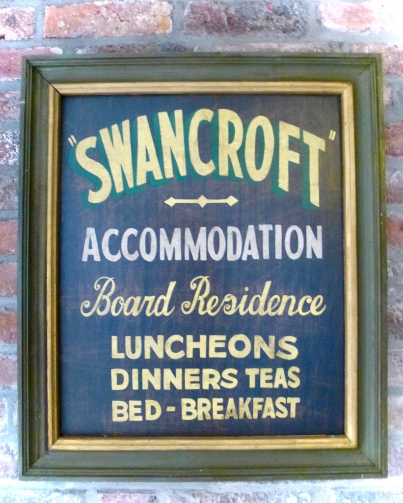 Handgeschilderd groot Engels houten bord / Bed and Breakfast, Reclamebord, Ophalen of Verzenden, Zo goed als nieuw, B6