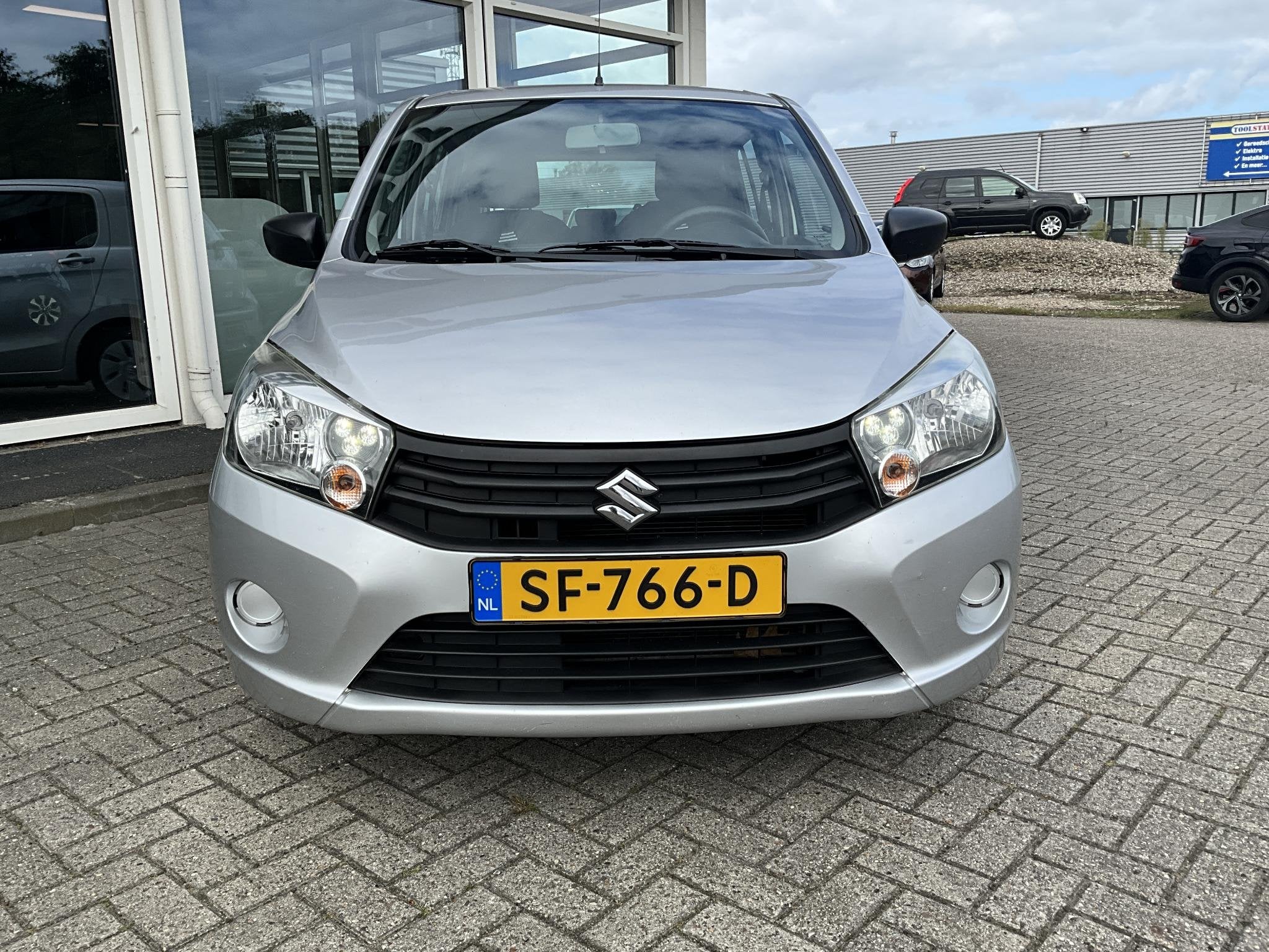 Suzuki Celerio 1.0 Comfort, Auto's, Gebruikt, Met garantie (alle), 400 kg, 68 pk