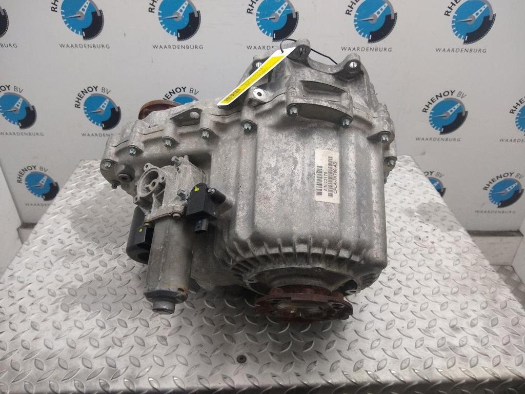 LANDROVER RANGE ROVER TUSSENBAK 2014, Ophalen of Verzenden, Gebruikt, Stiba lid