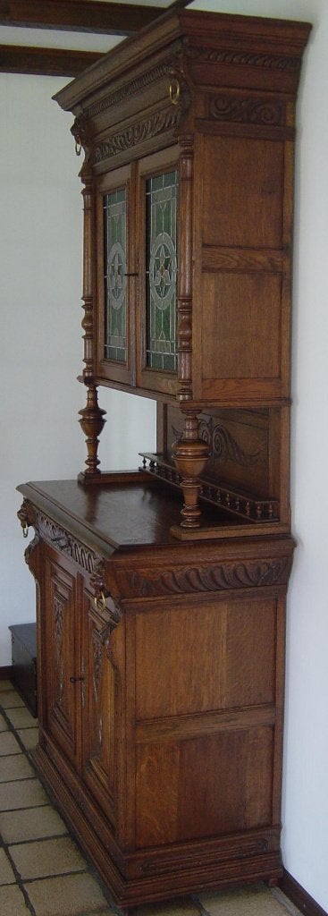 Antieke eikenhouten Mechelse kast (glas is lood), Ophalen
