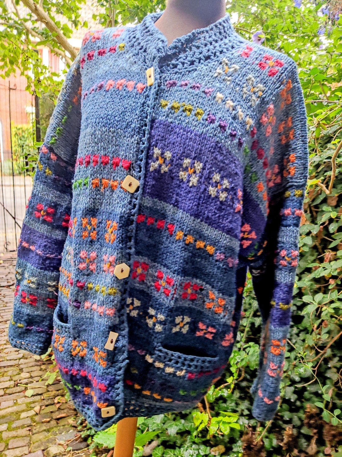 Amano 100% wollen vest, Kleding | Dames, Truien en Vesten, Ophalen of Verzenden, Zo goed als nieuw, Maat 46/48 (XL) of groter