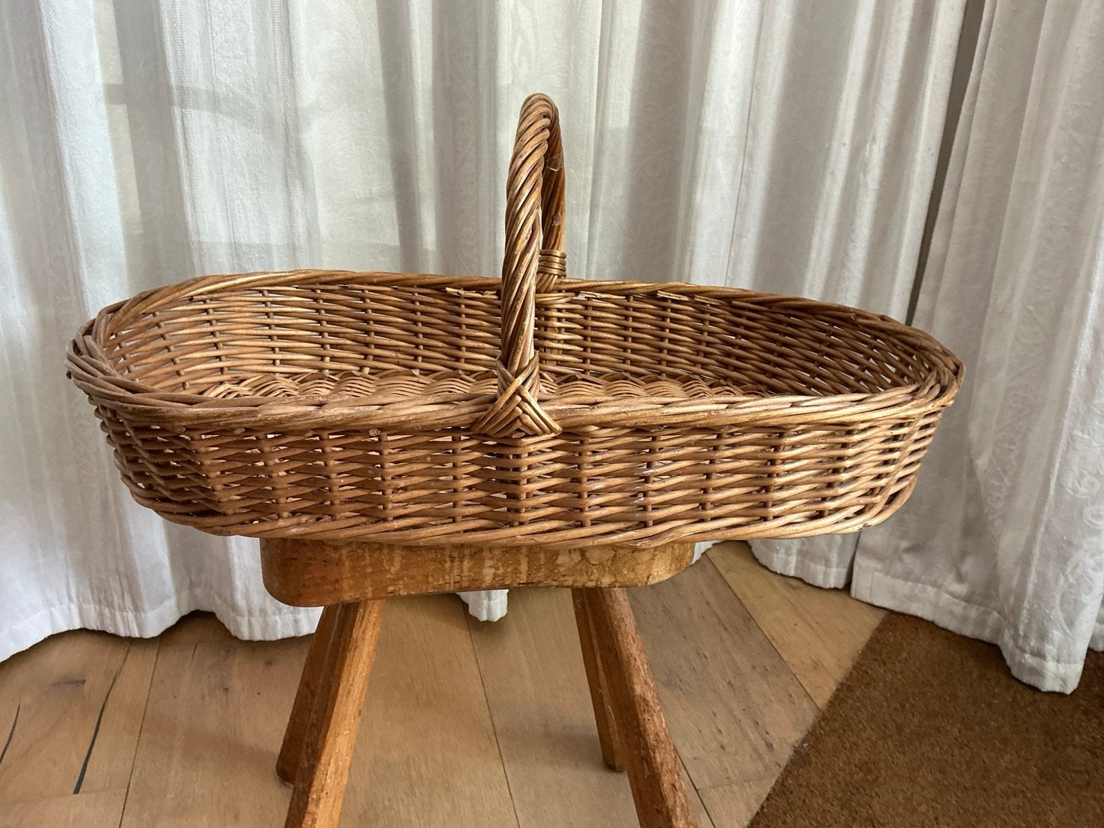 Rieten mand. 60x35x10cm, Ophalen, Zo goed als nieuw, Rechthoekig, Riet