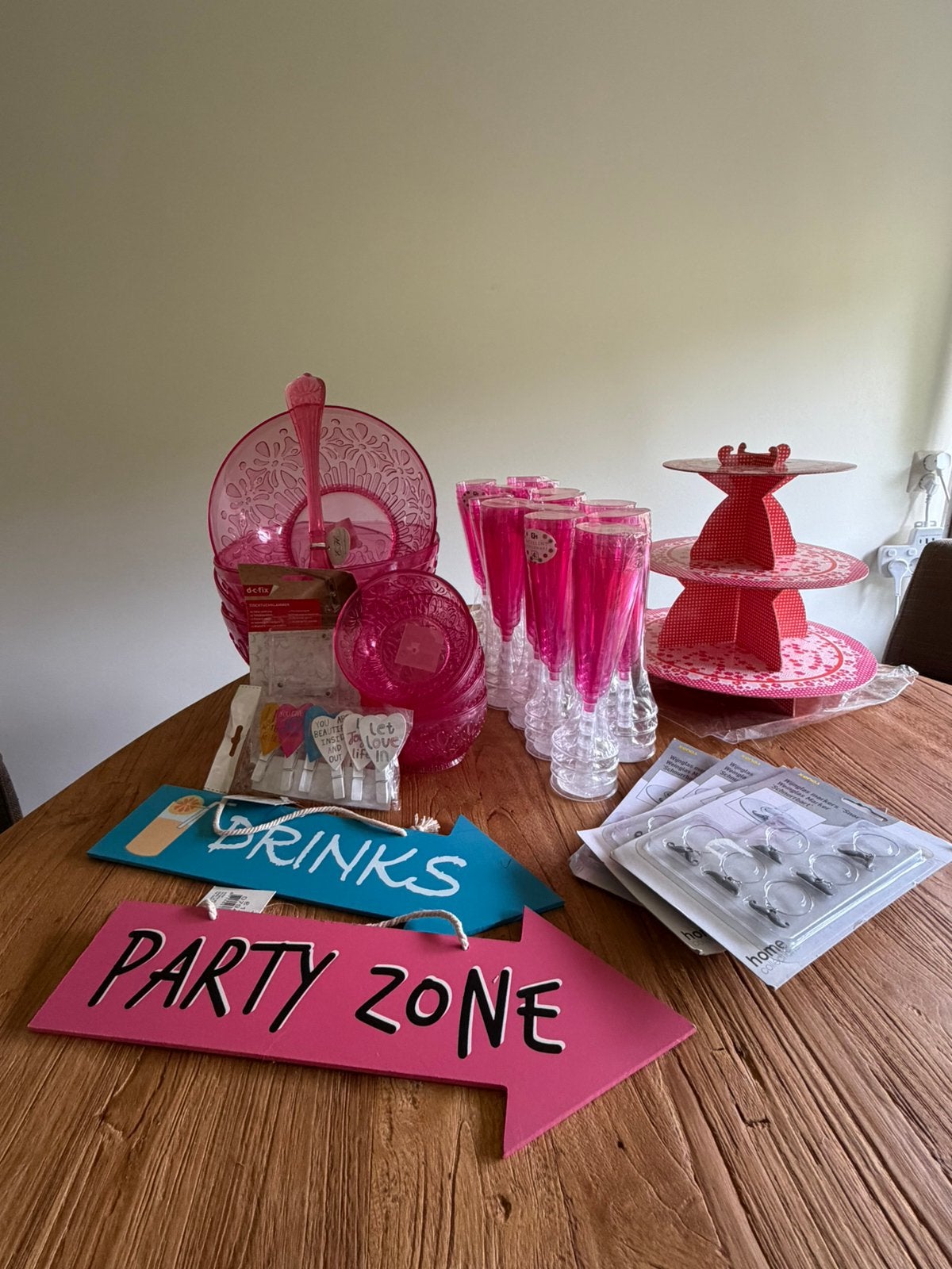Nieuwe grote roze partyset, Ophalen of Verzenden, Zo goed als nieuw