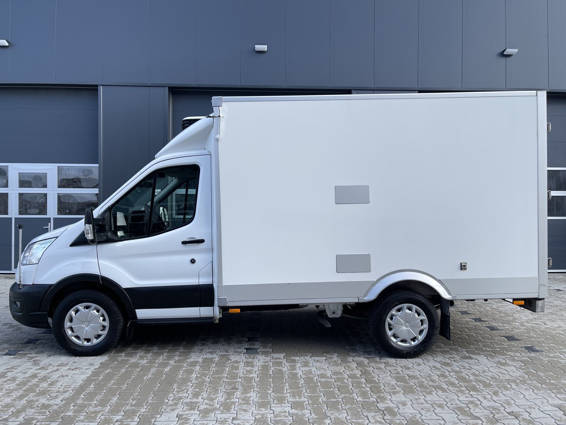 Ford Transit 2.0 TDCI automaat bakwagen met Carrier koeling, Auto's, Bestelauto's, Bedrijf, Te koop, Achteruitrijcamera, Airconditioning
