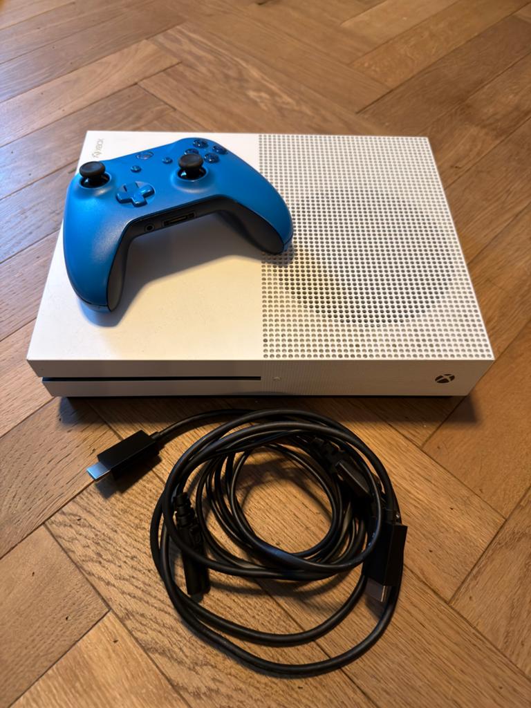 Xbox one s 500gb, Spelcomputers en Games, Ophalen, Xbox One S, Met 1 controller, 500 GB