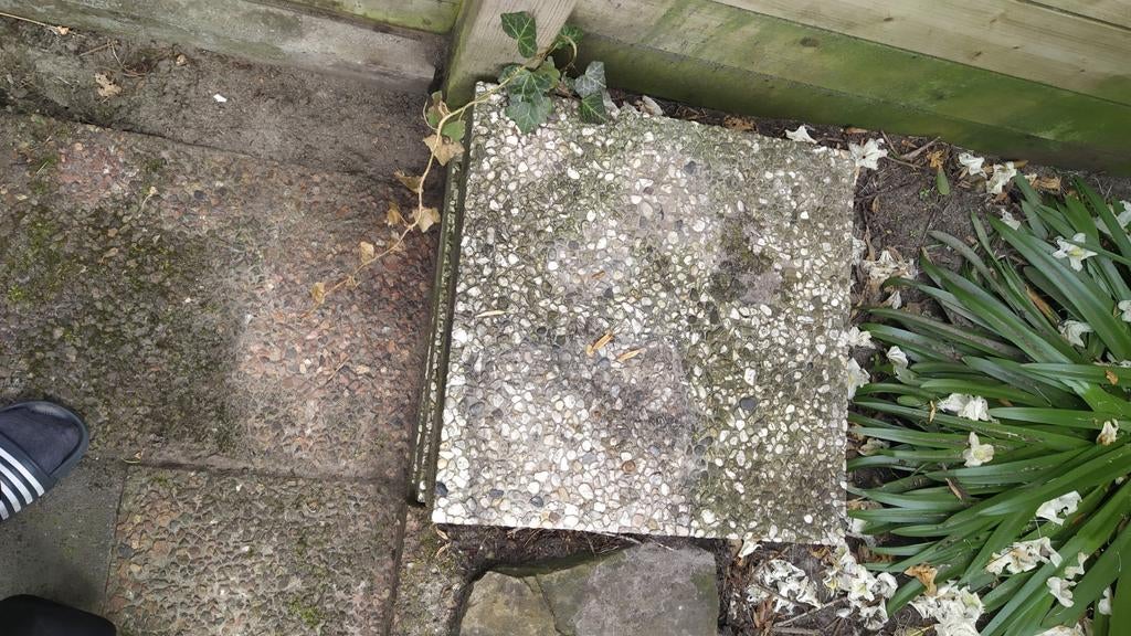 4 stuks grindtegel wit 50x50cm., Tuin en Terras, Ophalen, Beton, Terrastegels