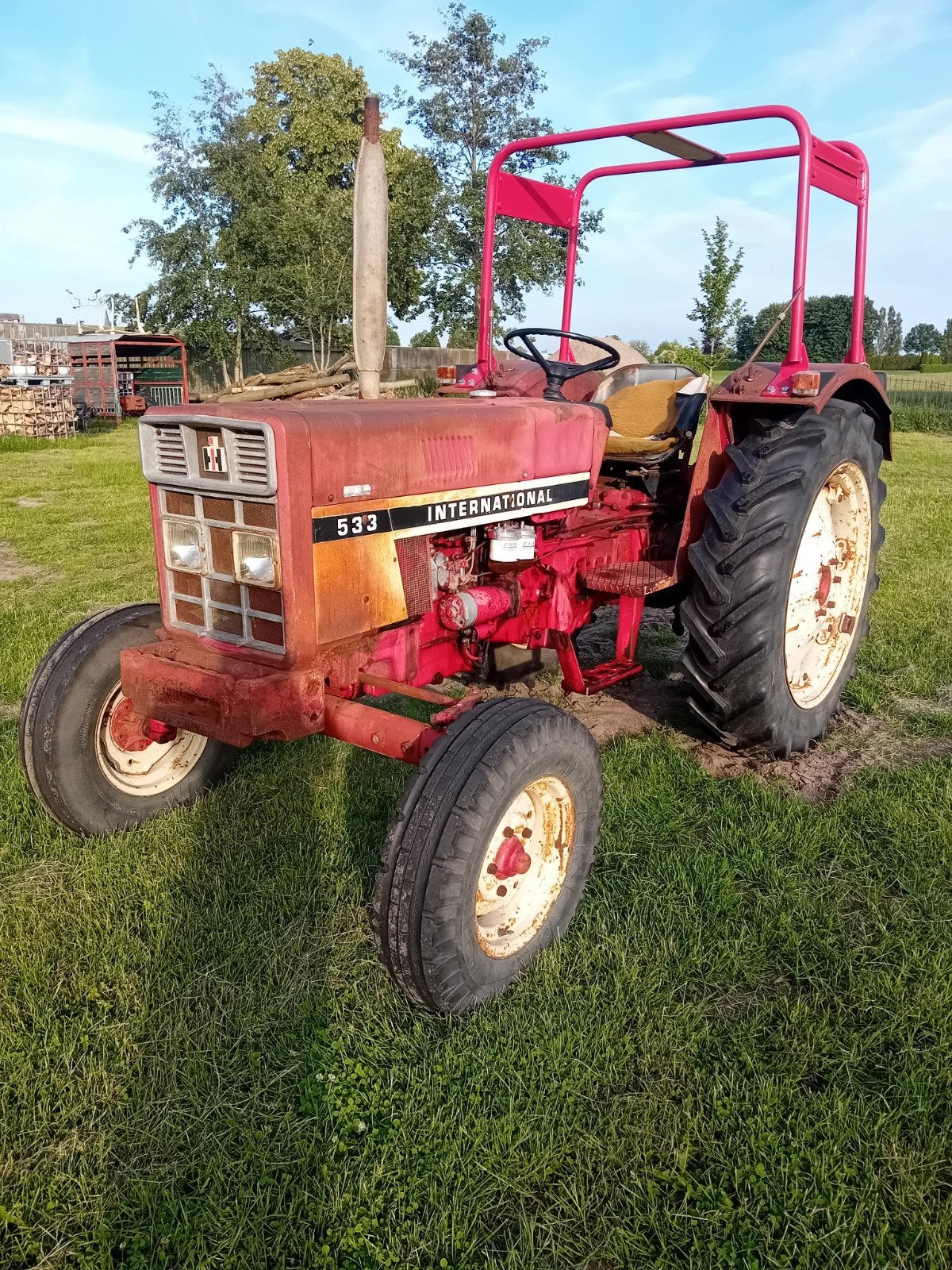 International tractor 533 ihc mc cormick international 383, Zakelijke goederen, Agrarisch | Tractoren, Ophalen, Gebruikt, Tot 80 Pk