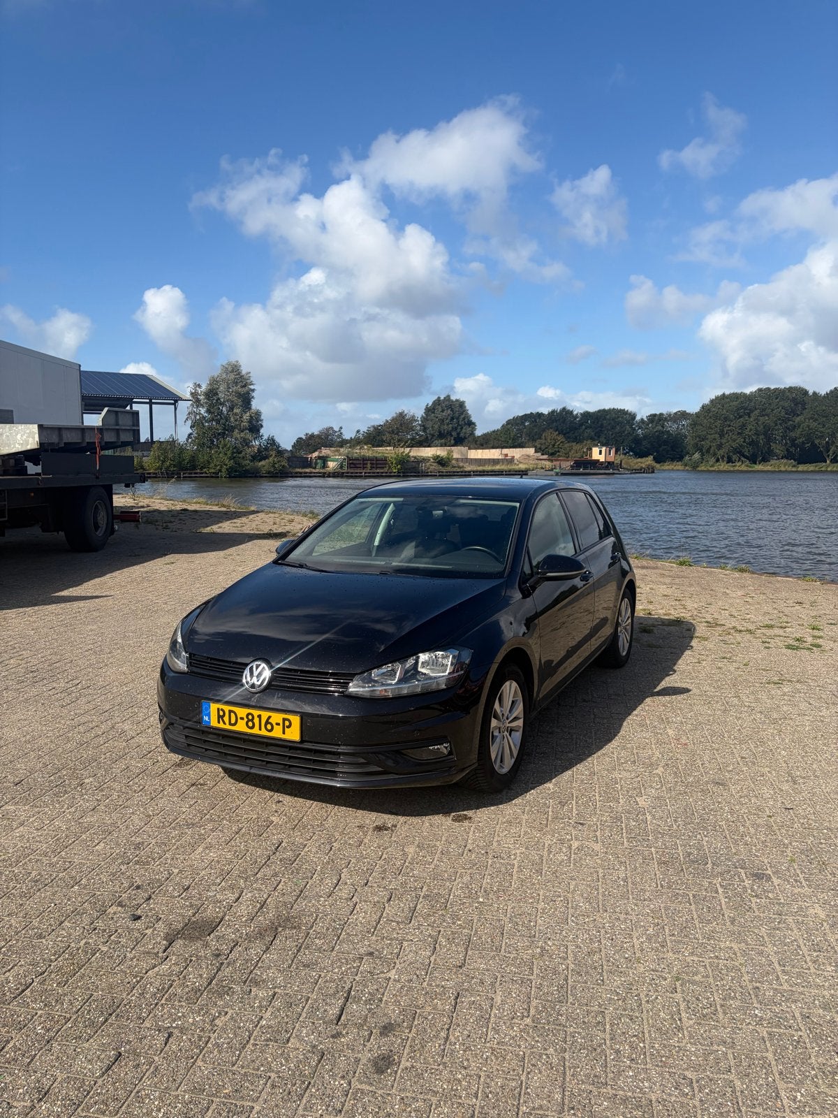 Volkswagen Golf 1.0 TSI 110pk 5D Zwart, Zwart, Origineel Nederlands, 3 cilinders, 1157 kg