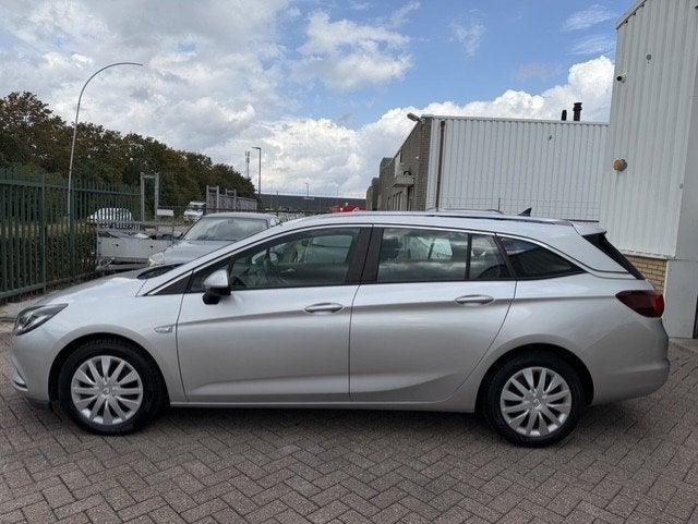 Opel Astra Sports Tourer 1.6 CDTI Business+, Voorwielaandrijving, Stof, 4 cilinders, Origineel Nederlands