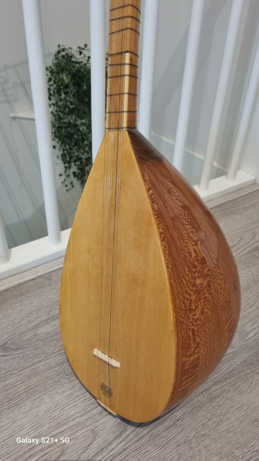 Mooie Uzun Sap Saz met draagtas, Muziek en Instrumenten, Ophalen of Verzenden, Zo goed als nieuw, Luit, Saz of Bouzouki