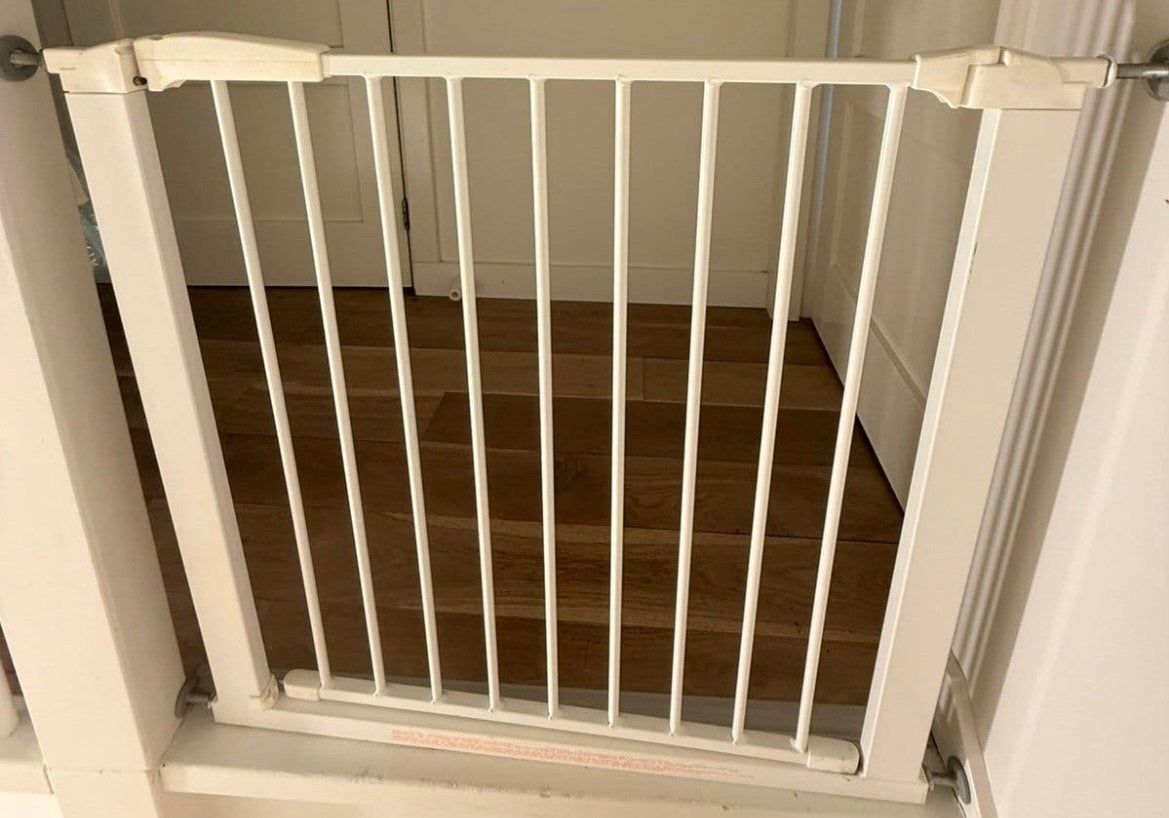 Wit metalen traphekje 70x70, Ophalen, Gebruikt, Klemhekje, Metaal of IJzer