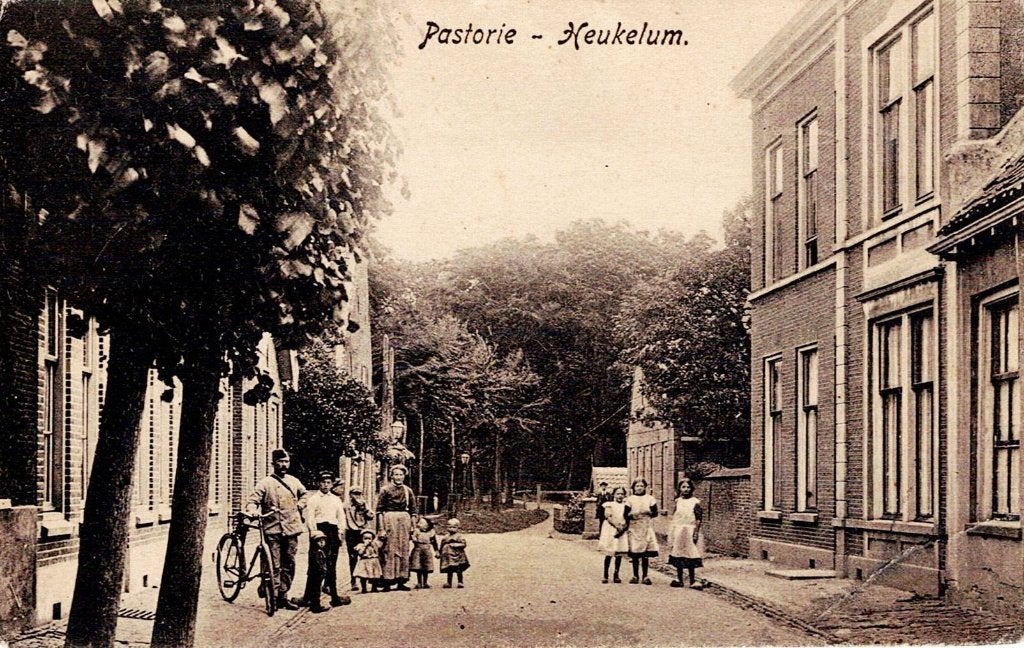 Heukelum, Pastorie, Verzenden, 1920 tot 1940, Gelopen, Gelderland