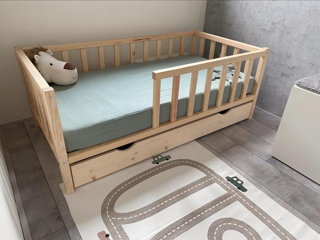 Peuterbed 200x90 kinderbed juniorbed NIEUW, Ophalen, 85 tot 100 cm, Leolte, Nieuw