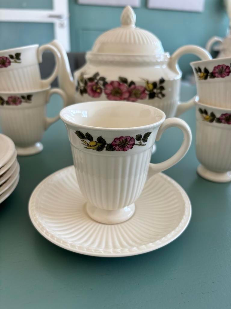 Wedgwood theeservies voor 5 personen - Etruria Barlaston, Huis en Inrichting, Keuken | Servies, Gebruikt, Ophalen of Verzenden
