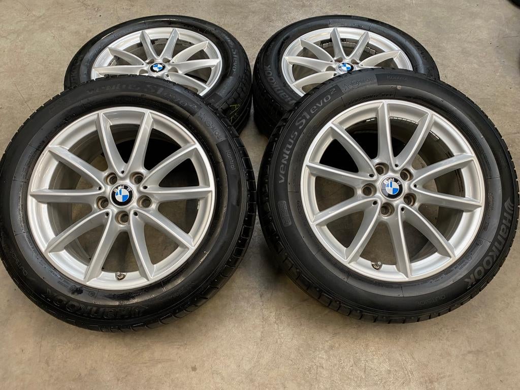 Diversen 17 inch originele velgen + zomerbanden BMW X1 X2, Gebruikt, Banden en Velgen, 17 inch, Ophalen of Verzenden
