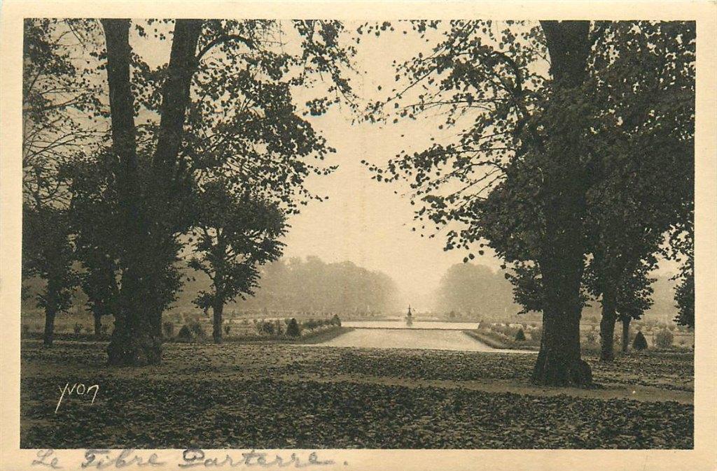 701-495-015 Fontainebleau Palais, Verzenden, Voor 1920, Frankrijk