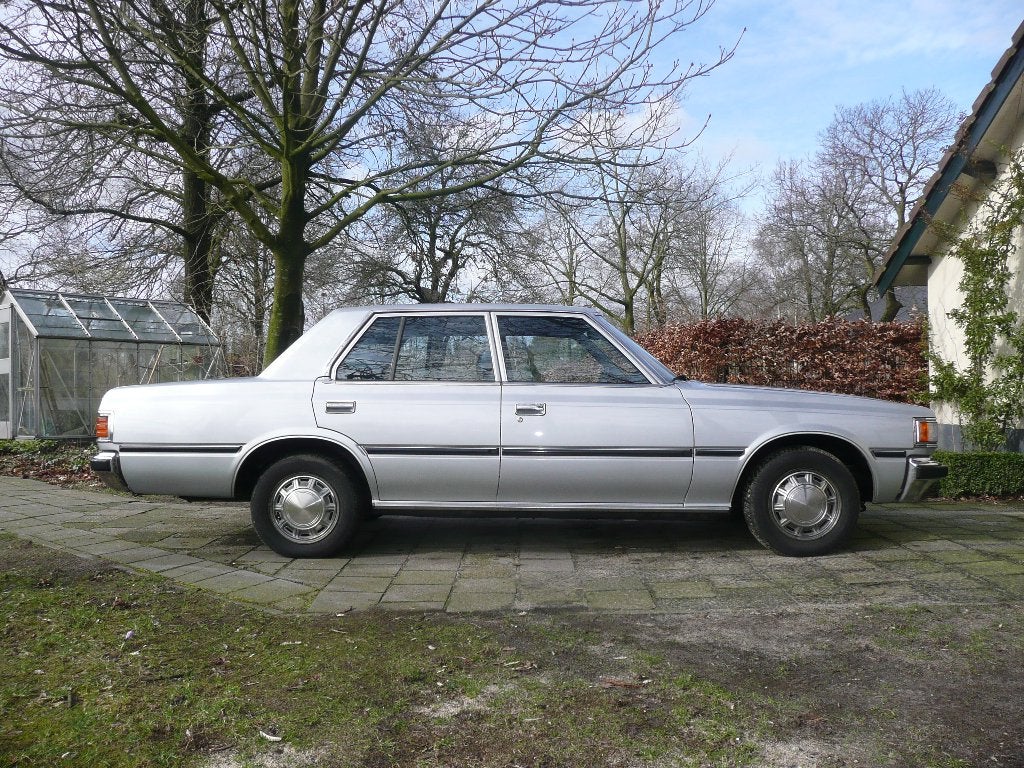 Toyota Crown 2.2 Diesel de Luxe 1981 in prachtstaat, Auto's, Overige modellen, 4 cilinders, Radio, Particulier