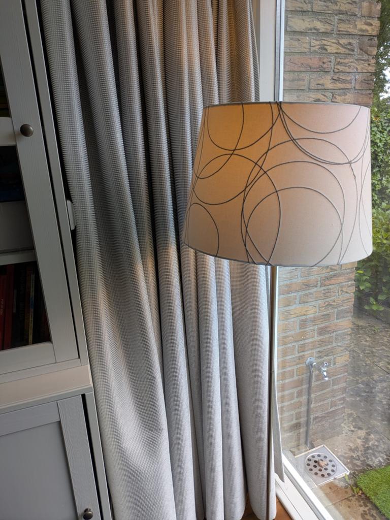 IKEA Ringsta Schemerlampen: 1 Grote en 1 Kleine, Ophalen, Gebruikt, 100 tot 150 cm, Stof