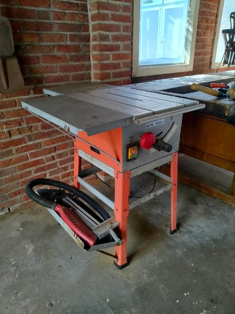 Electrische zaagtafel, Doe-het-zelf en Verbouw, Gereedschap | Zaagmachines, Ophalen, Gebruikt, Cirkelzaag, 600 tot 1200 watt