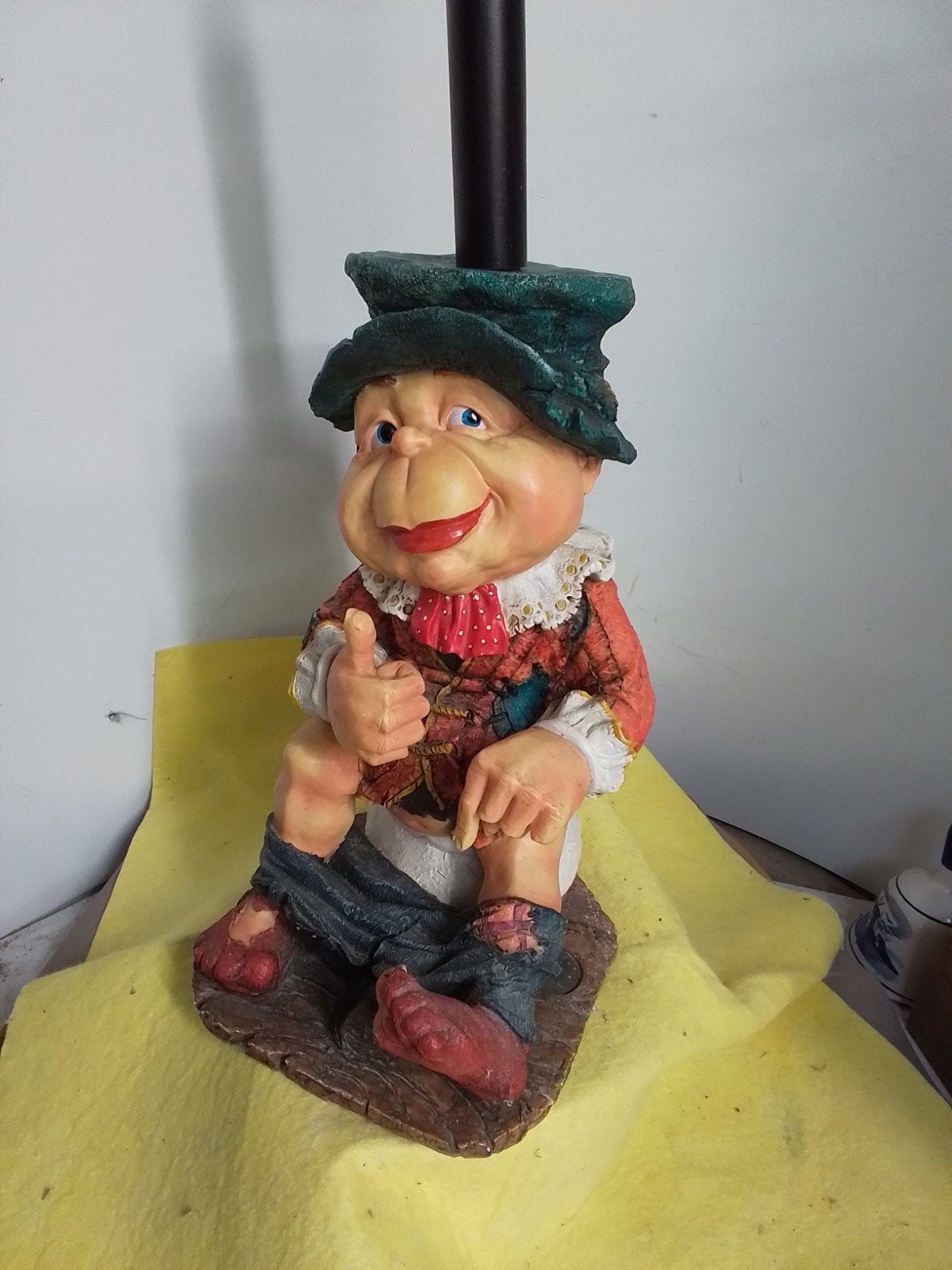 15725) efteling   Laaf  wc rol houder, Verzamelen, Efteling, Ophalen of Verzenden, Zo goed als nieuw, Beeldje of Poppetje