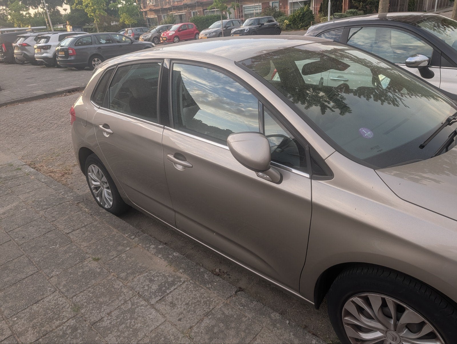 Citroën C4 1.6 benzine automaat | 2013 | 192.000 km, Auto's, Citroën, 1550 kg, 4 cilinders, Beige, Particulier
