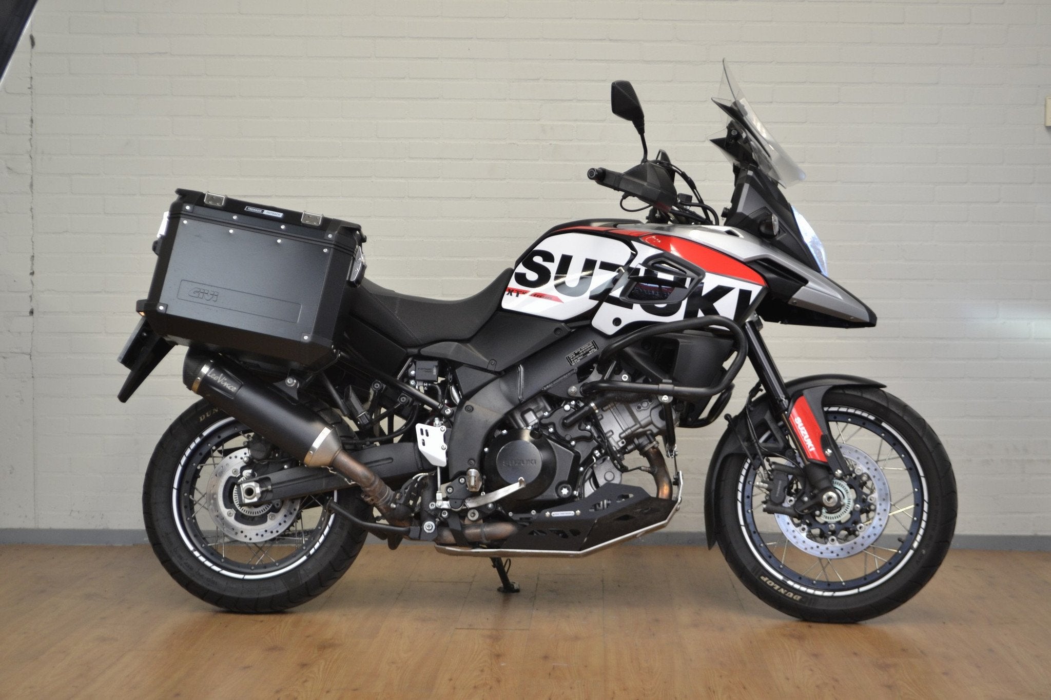 Suzuki DL 1000 V-Strom (bj 2020), Lange Dreef 12
4131NH  Vianen, NL, Suzuki, Klantenservice@suzuki.nl, Toermotor