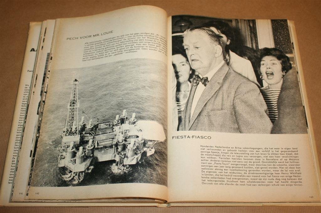 Copy of Het aanzien van een jaar 1964. 12 Maanden wereldnieu, Boeken, Geschiedenis | Wereld, Ophalen of Verzenden, Gelezen, Overige gebieden