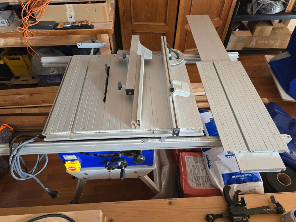 Electra Beckum PK200 zaagtafel., Ophalen, 1200 watt of meer, Cirkelzaag, 30 tot 70 mm