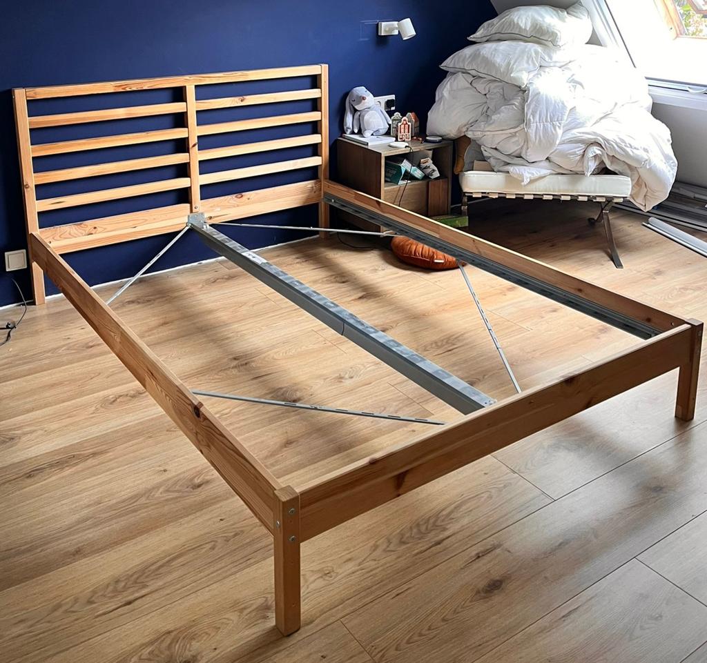 IKEA TARVA Bedframe - Houten Tweepersoonsbed (140x200), Ophalen, Gebruikt, Bruin, Tweepersoons