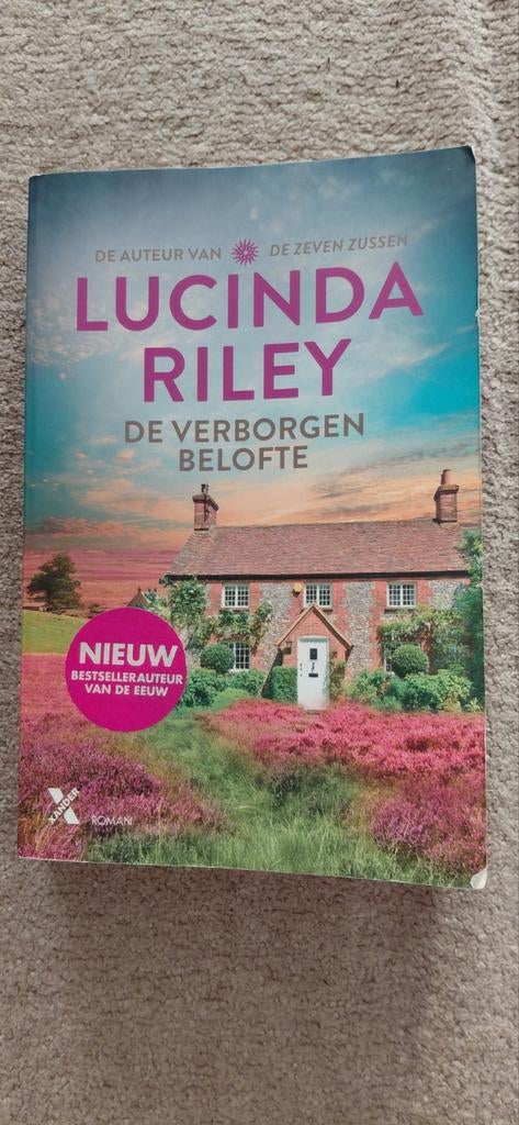 Lucinda Riley - De Verborgen Belofte, Ophalen of Verzenden, Zo goed als nieuw, Lucinda Riley, Nederland