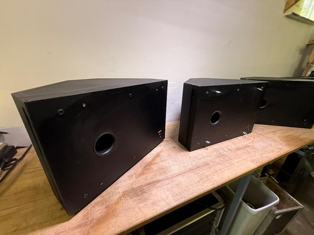 3x JBL Control SB-2 subwoofer sub, JBL, Refurbished, Ophalen of Verzenden, 120 watt of meer
