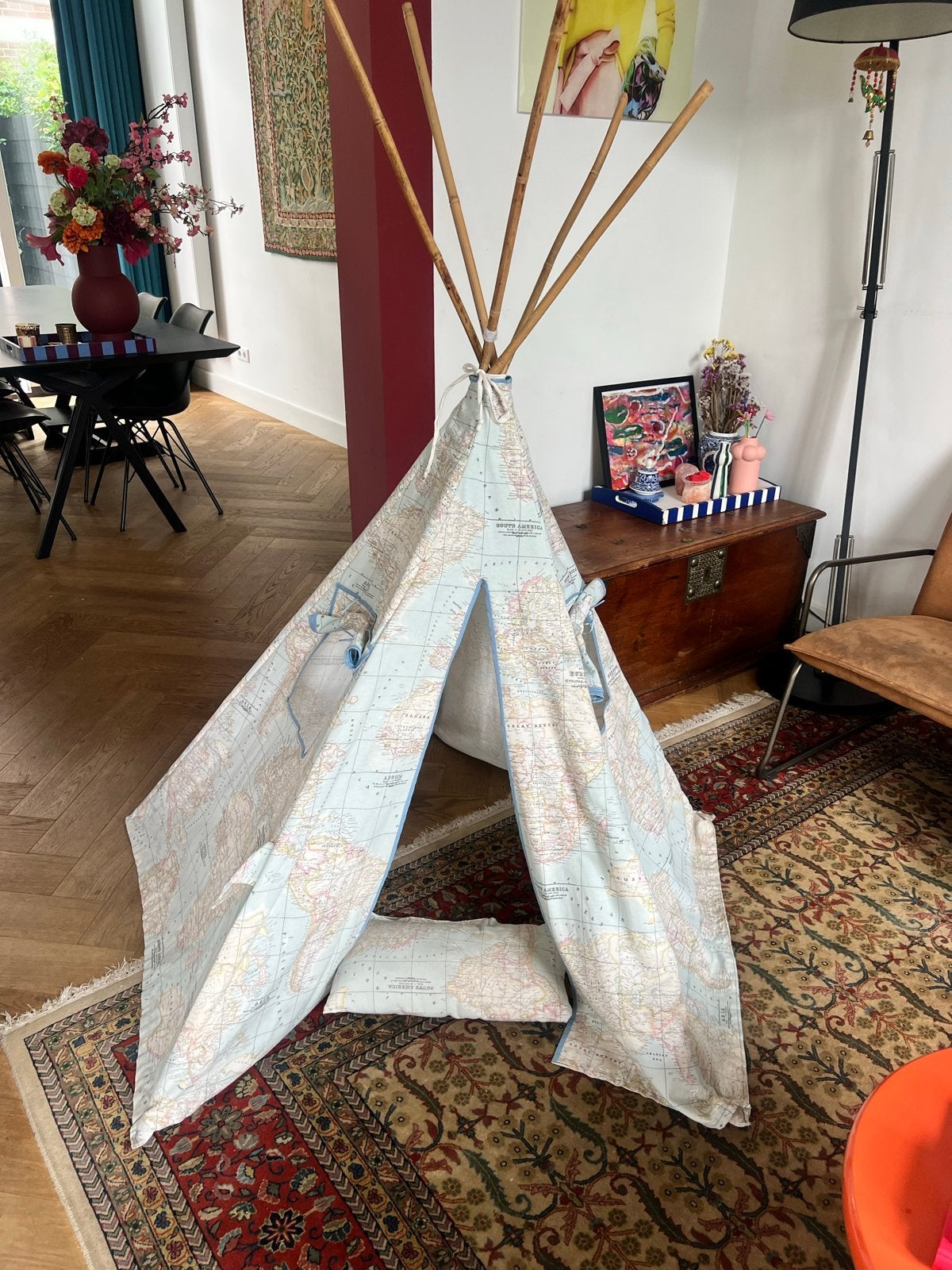 Kinder tipi tent met wereldkaart print en kussen, Ophalen of Verzenden, Gebruikt