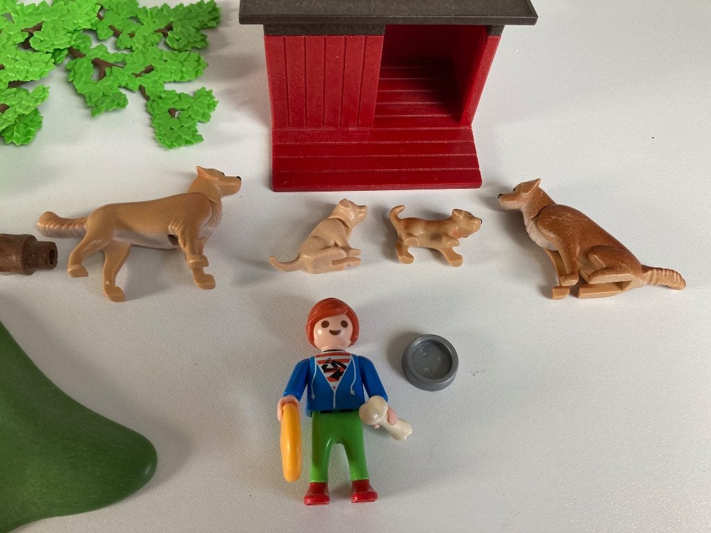 playmobil, 6134 jongen met golden retrievers en puppy's, Ophalen of Verzenden, Gebruikt