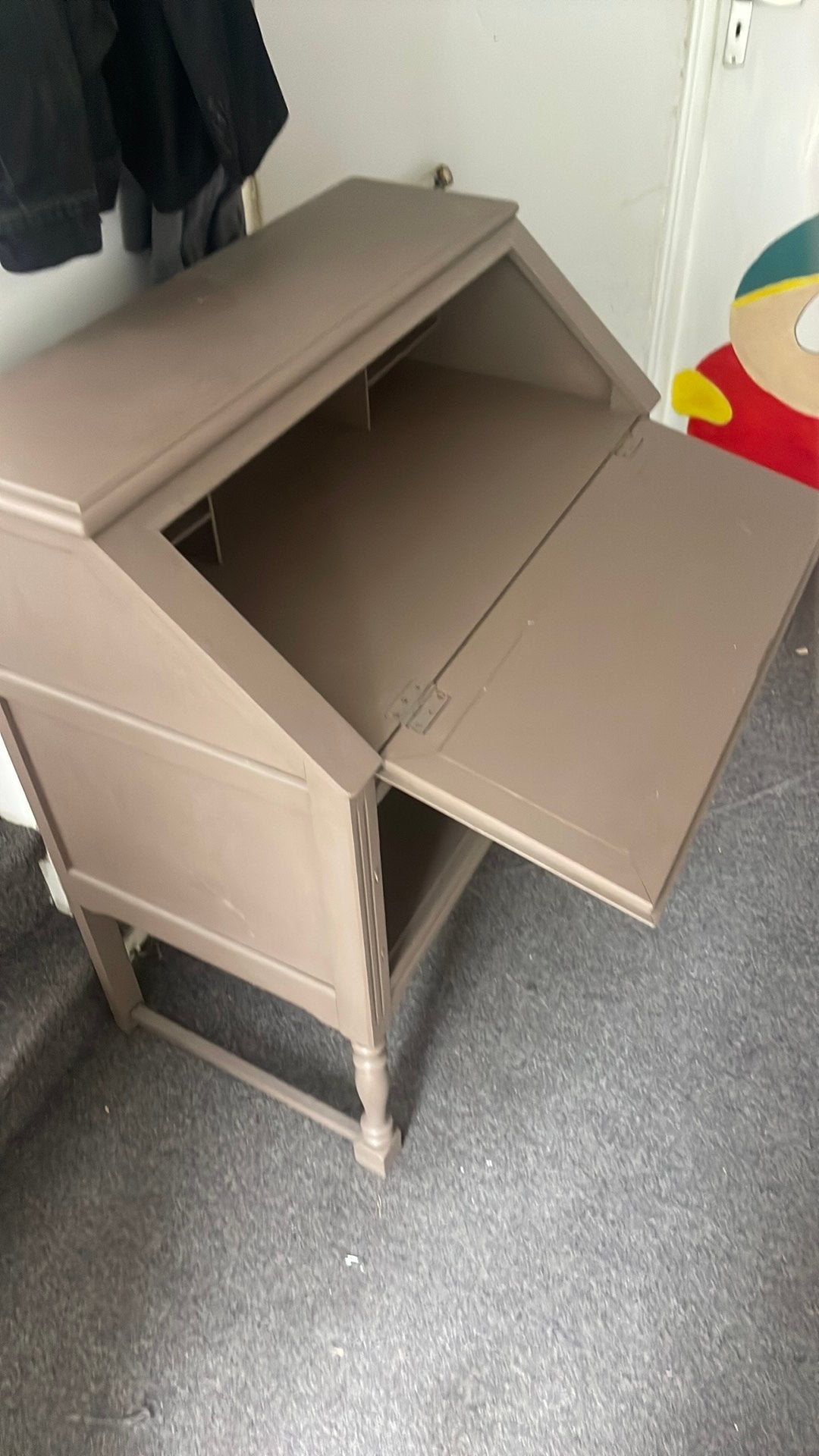 Bureau, Ophalen, Zo goed als nieuw