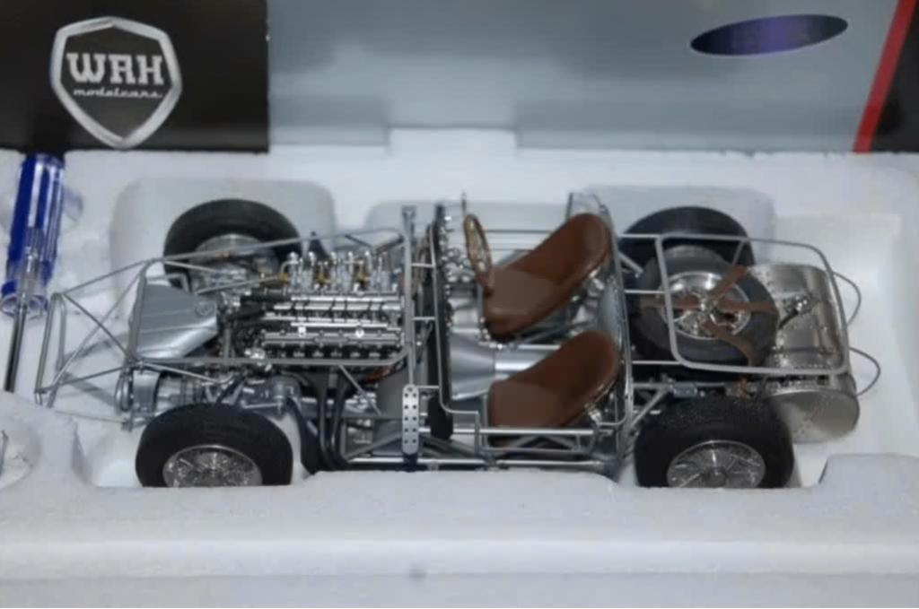 1:18 MASERATI 300S ROLLING CHASSIS CMC M-109 in doos WRH, Verzenden, Zo goed als nieuw, Auto, Overige merken